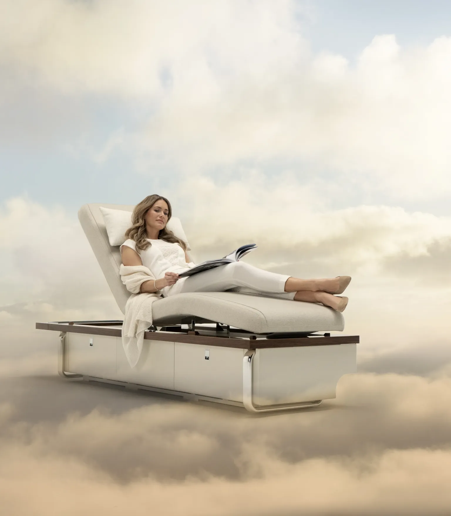 The Nuage chaise