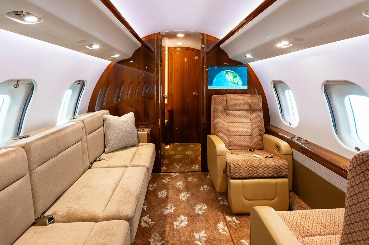 Global Vision 6000 S/N 9785 Cabin 3