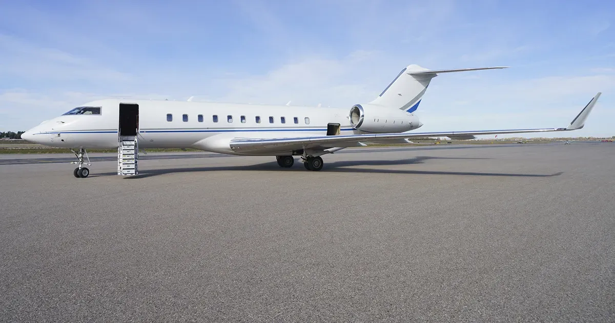 Global 5000 S/N 9337 Exterior