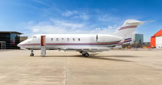 Challenger 300 S/N 20422 Exterior
